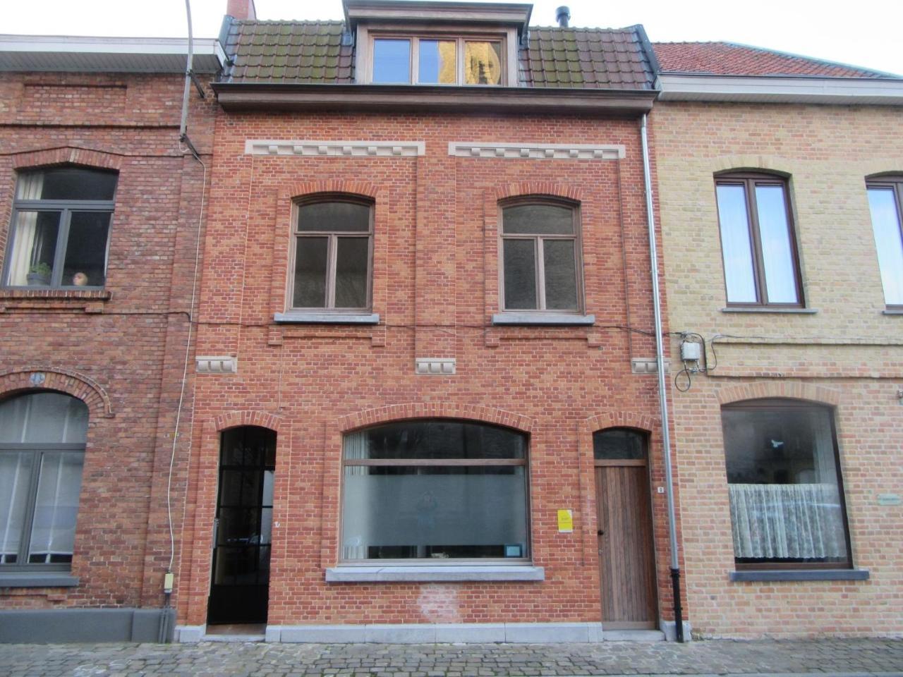 Studio In Ieper With Terrace Esterno foto